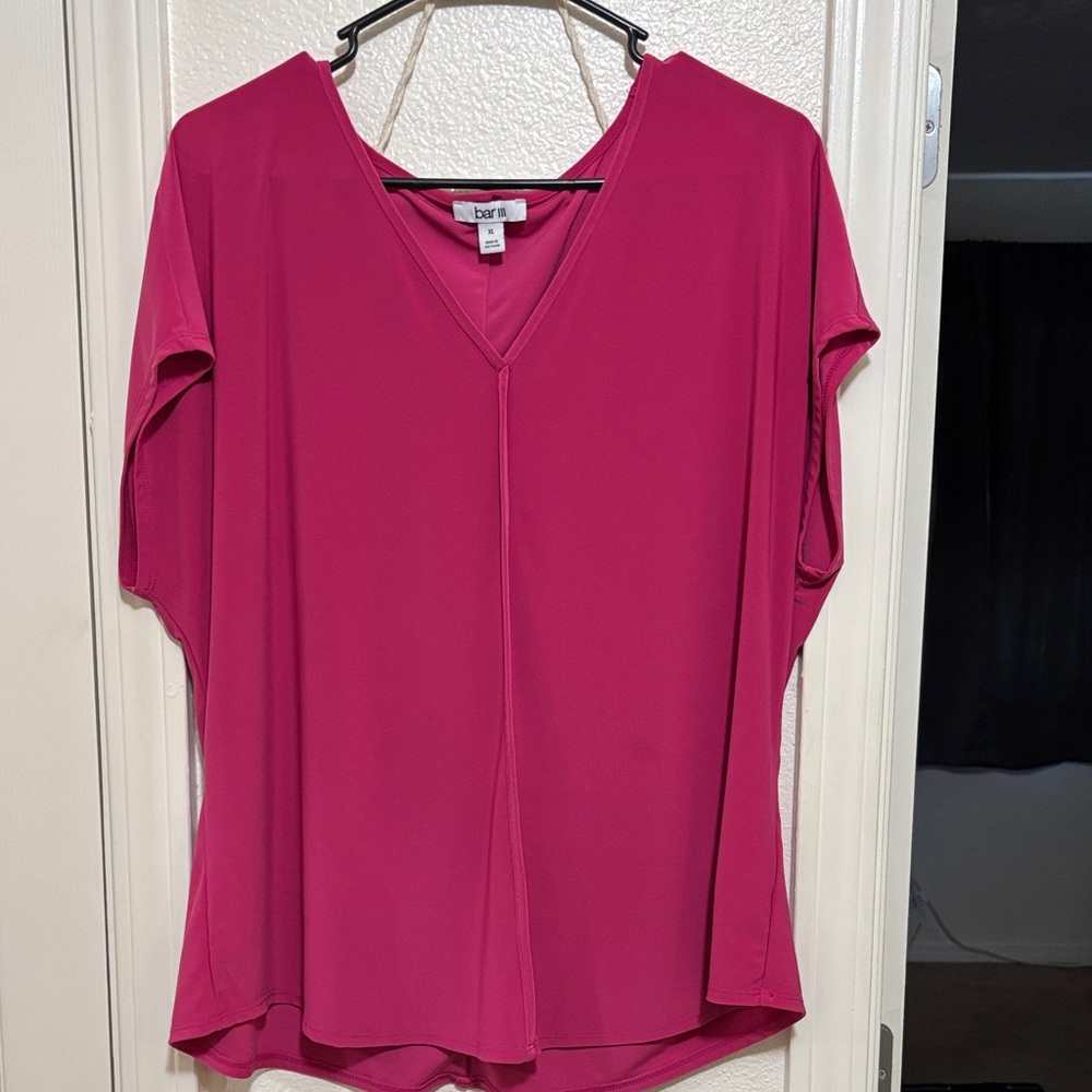 Bar III Women's Fuchsia V-Neck Blouse